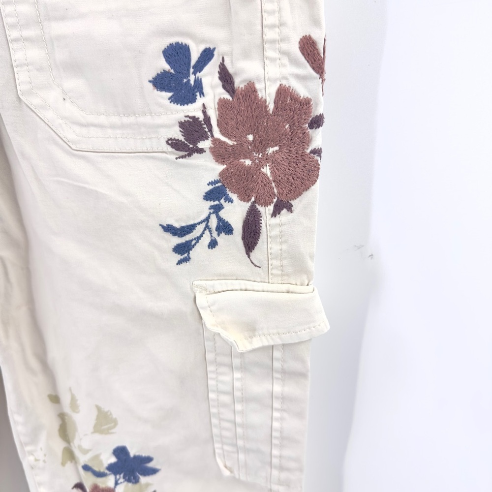 Sundance Floral Embroidered Cargo Pants Womens 4 Boho Utility Casual Stretch - Picture 3 of 11